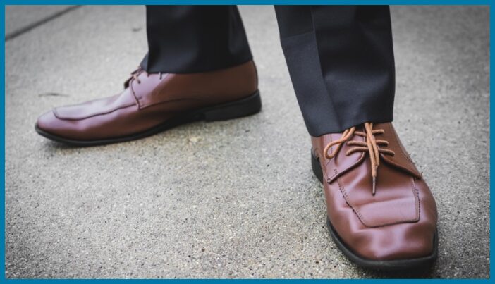 A pair of creases dress shoes