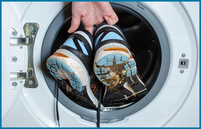 Washing wrestling shoe in washing machine